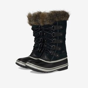 Joan of Arctic women’s waterproof boot.